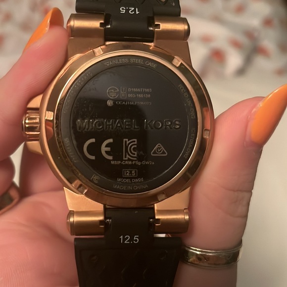 Michael Kors Smart Watch - Picture 2 of 2